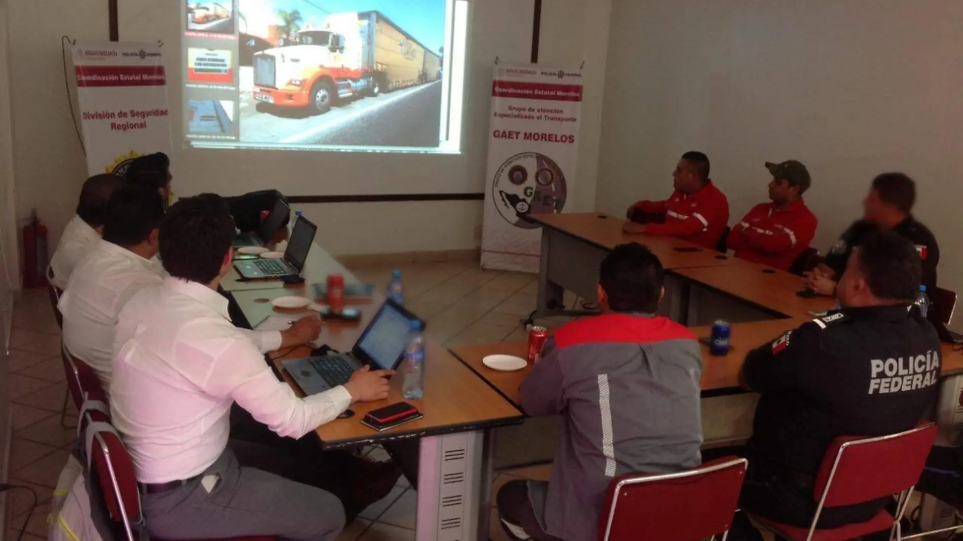 Curso a operadores por parte de la Policía Federal (1)